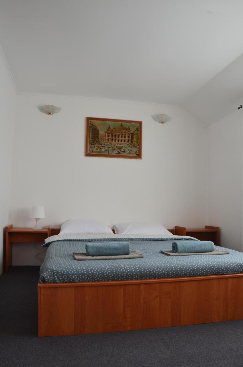 Enka Apartmani Belgrado Esterno foto